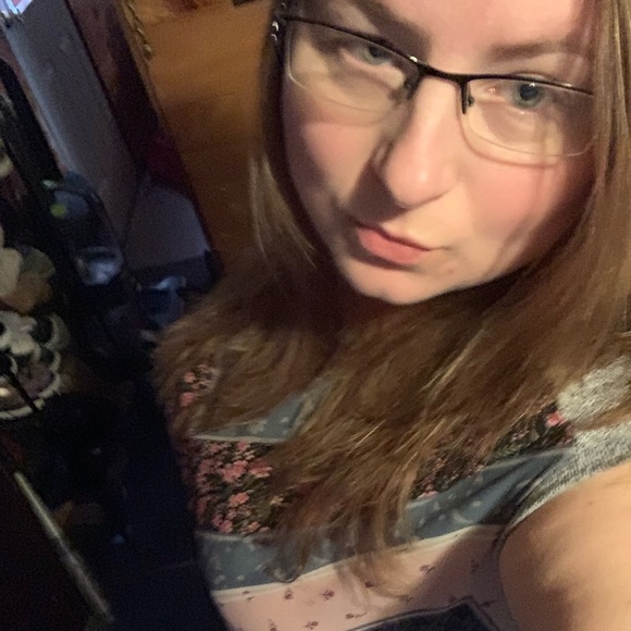 Meet your Posher, Virginia - Picture 3 of 4